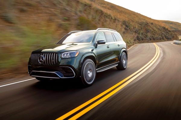 Дополненная реальность и 612 сил: Mercedes-AMG 63 в GLE- и GLS-форматах