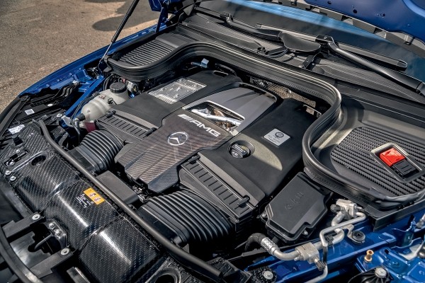 Дополненная реальность и 612 сил: Mercedes-AMG 63 в GLE- и GLS-форматах