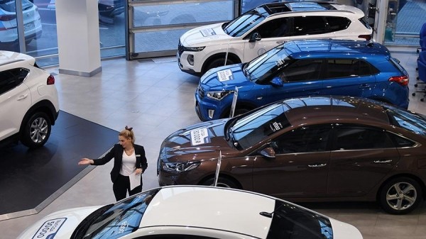 Авторазборка: слабый рубль ударит по автопроизводству
