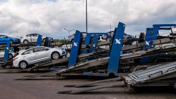 Авторазборка: слабый рубль ударит по автопроизводству
