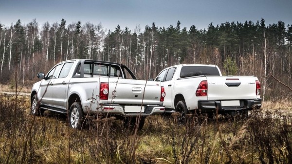 Полная Экстра замахнулась на Чёрный Эксклюзив: cравнительный тест JAC T6 и Toyota Hilux