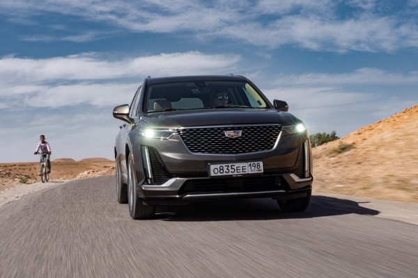 Раз, два, три – лампочка, гори! Первый тест-драйв Cadillac XT6 Раз, два, три – лампочка, гори! Первый тест-драйв Cadillac XT6