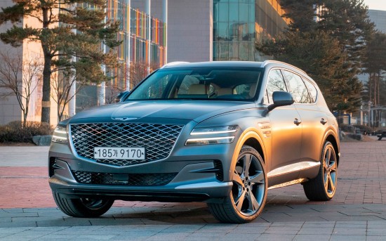 «Внушительный» Genesis GV80